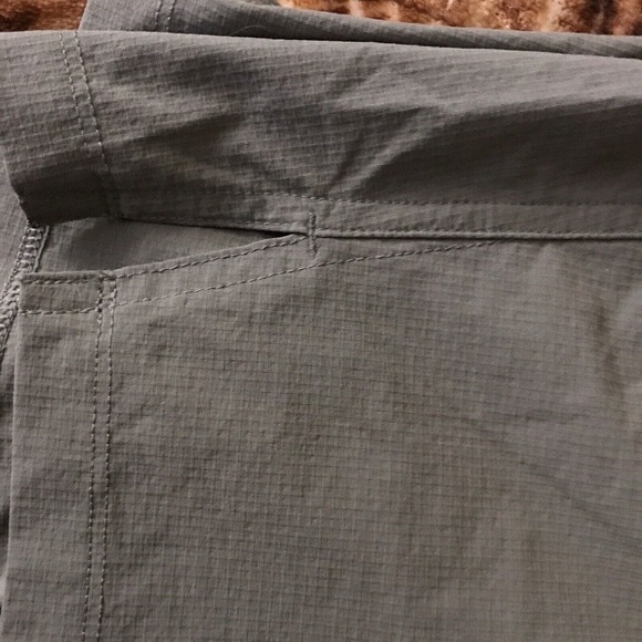 Gap Mens 7" Inseam Gray Easy Shorts Drawstring Pull On Elastic Waistband - Picture 7 of 8